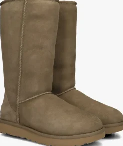 taupe ugg vachtlaarzen classic tall ii