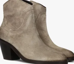 taupe via vai enkellaarsjes mara denver