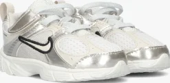 witte nike lage sneakers v5 rnr (td)