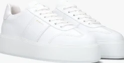 witte nubikk lage sneakers elise wing