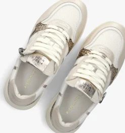 witte piedi nudi lage sneakers kara 02.11