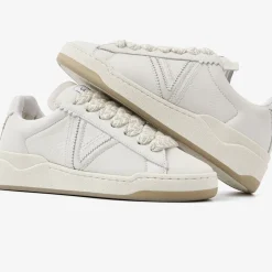 witte via vai lage sneakers sam kyli