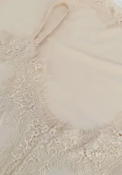 zand cc heart top lace top