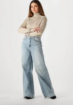 zand circle of trust tops & t-shirts meave top