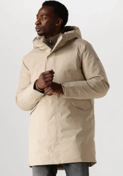 zand elvine parka's hjalmar