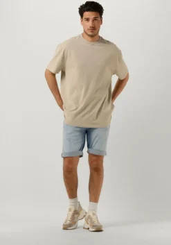 zand purewhite t-shirt tshirt with small front logo at side and big back print