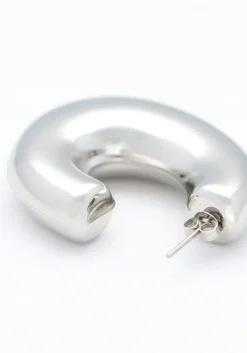 zilverkleurig notre-v oorbellen earring big