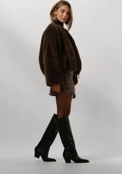 zwarte bellamy coltrui lizzy