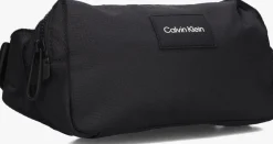 zwarte calvin klein schoudertas ck must waistbag