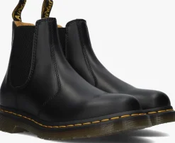 zwarte dr martens chelsea boots 2976 smooth
