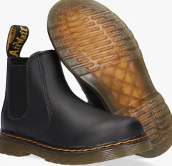 zwarte dr martens enkelboots 2976 k