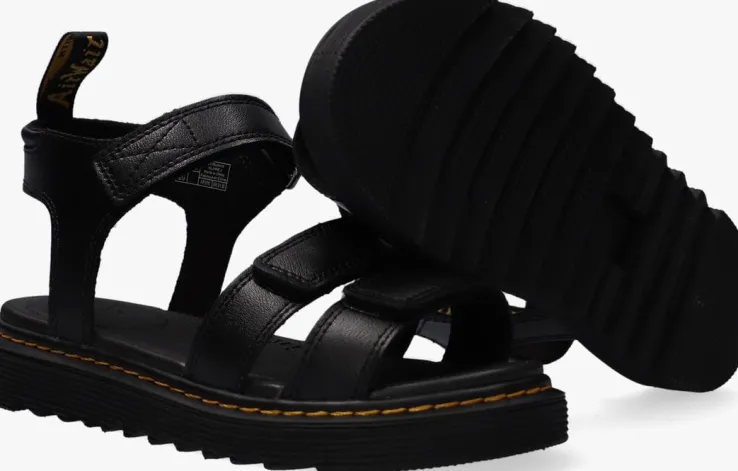 zwarte dr martens platte sandalen klaire k