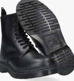 zwarte dr martens veterboots 1460 pascal mono