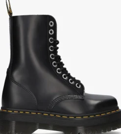 zwarte dr martens veterboots 1490 quad squared