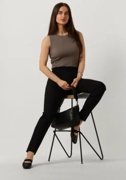 zwarte drykorn chino act