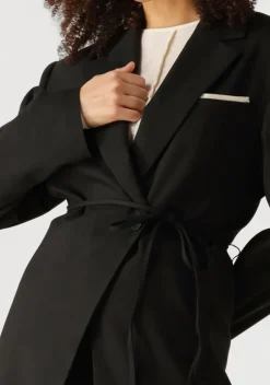 zwarte edited blazer arzu blazer