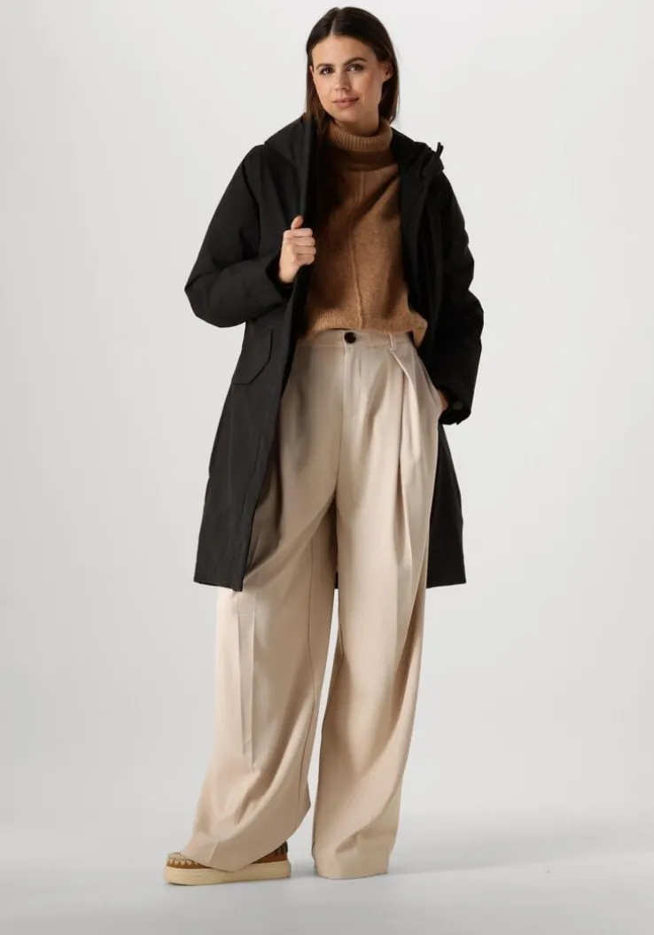 zwarte elvine gewatteerde jas signy