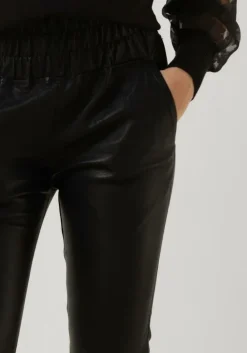 zwarte est'seven chino est’chino #high