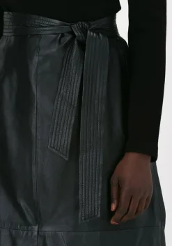 zwarte ibana maxirok stacy