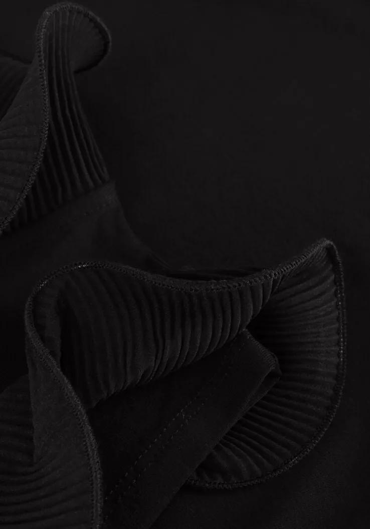 zwarte jansen amsterdam top v309 top sleeveless with ruffle details