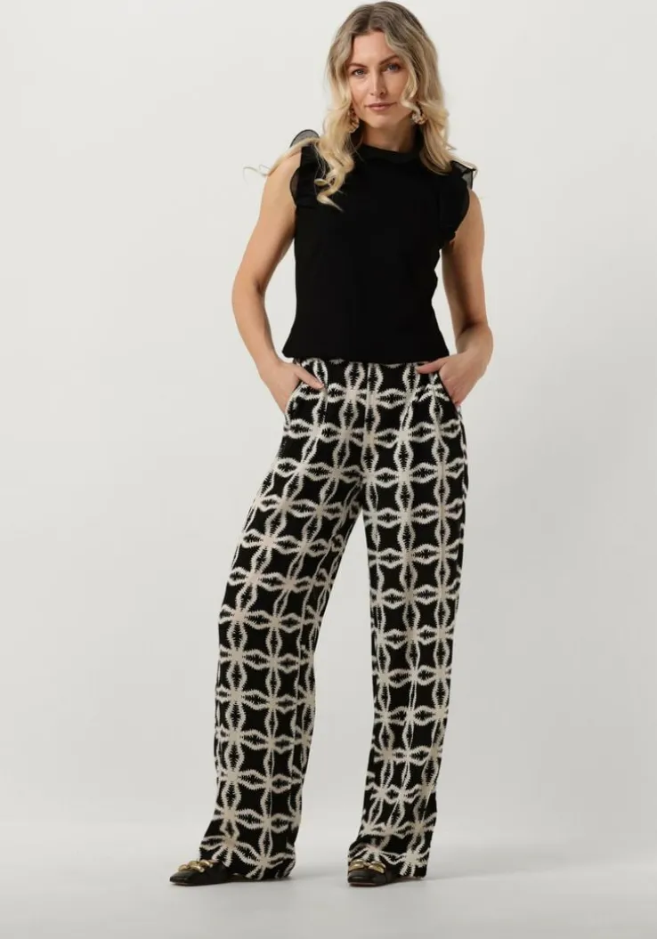 zwarte jansen amsterdam top v309 top sleeveless with ruffle details