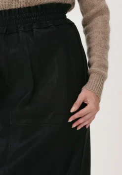 zwarte knit-ted midirok amira skirt