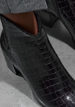 zwarte lina locchi enkellaarsjes at 152