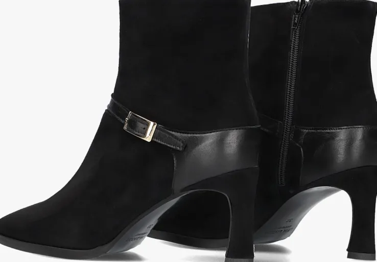 zwarte lina locchi enkellaarsjes av 131