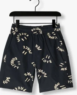 zwarte molo korte broek avart