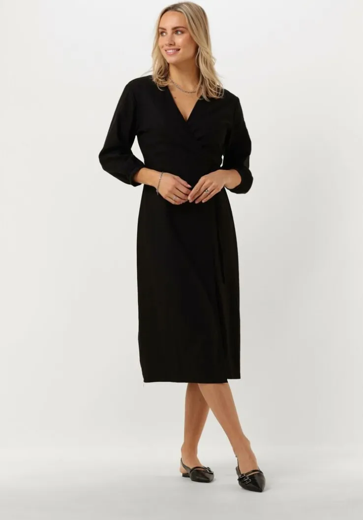 zwarte msch copenhagen midi jurk mschjovene ginia 3/4 wrap dress