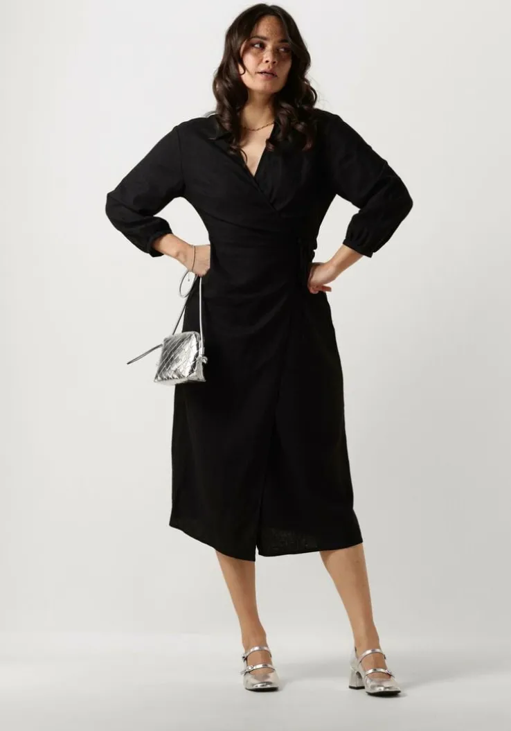 zwarte msch copenhagen midi jurk mschjovene ginia 3/4 wrap dress
