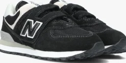 zwarte new balance lage sneakers pv574