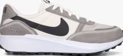 zwarte nike lage sneakers nike waffle nav