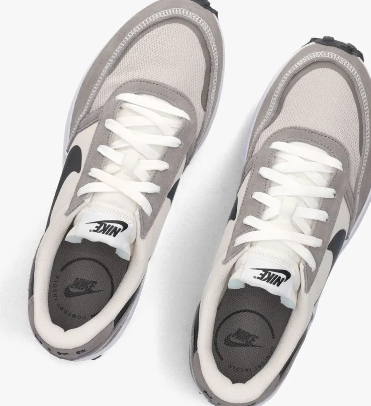 zwarte nike lage sneakers nike waffle nav