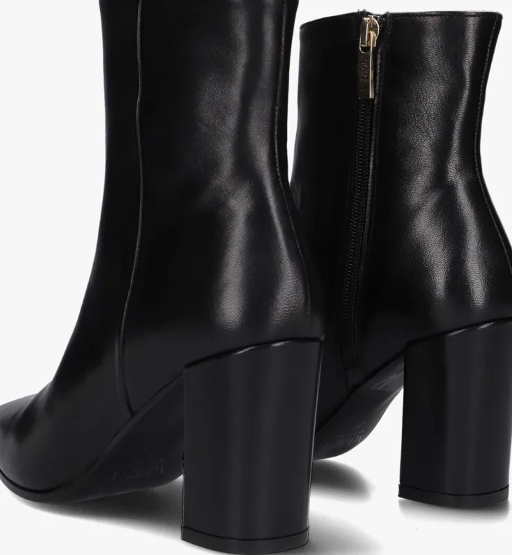 zwarte notre-v enkellaarsjes 18739 1