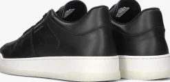 zwarte off the pitch lage sneakers super nova low