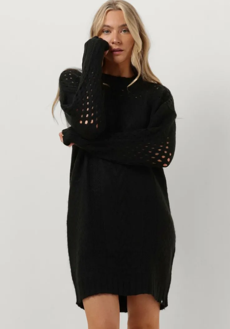 zwarte simple coltrui knit-ac-pl-23-1