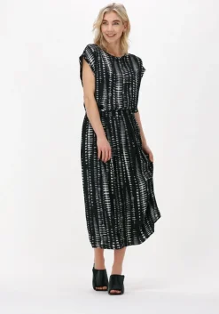 zwarte simple midirok woven skirt