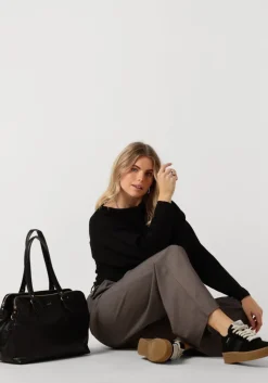 zwarte simple t-shirt jer-lux-23-1