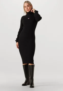 zwarte tommy jeans midi jurk tjw mockneck badge sweater dress