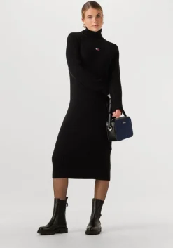 zwarte tommy jeans midi jurk tjw mockneck badge sweater dress