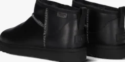 zwarte ugg vachtlaarzen m classic ultra mini