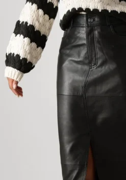 zwarte y.a.s. maxirok yasmina hw leather long skirt